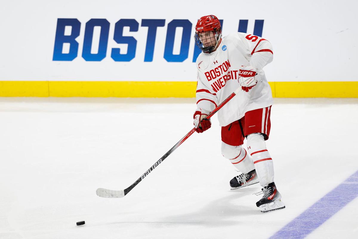 Boston University's Tom Willander Signs With Vancouver Canucks
