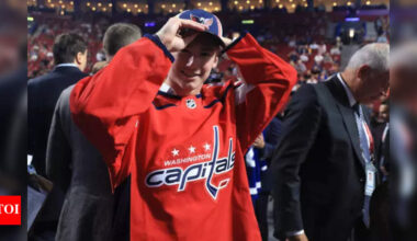 Washington Capitals sign Ryan Chesley to three-year deal amid rising expectations | NHL News
