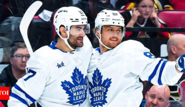 Maple Leafs faces playoff exit after losing three straight to Panthers