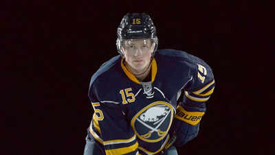 Golden Knights eye contract extension for Jack Eichel after early playoff exit: Report