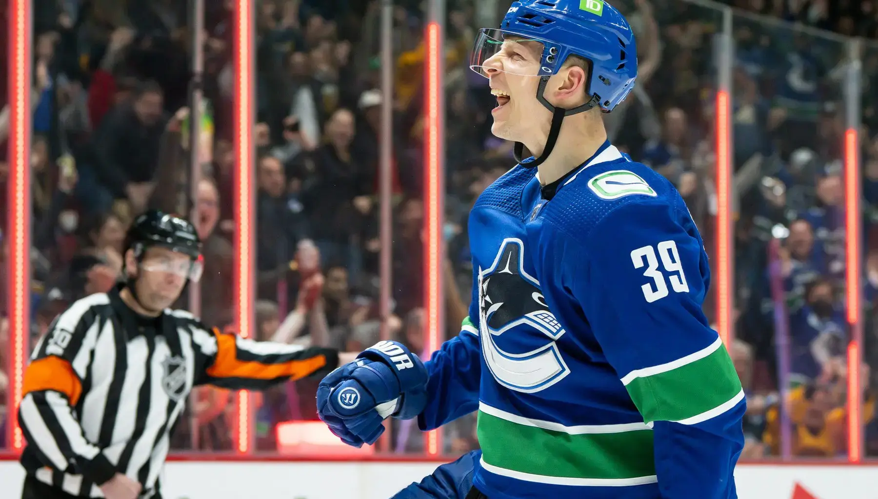 Former Vancouver Canucks Forward Alex Chiasson Announces Life-Changing News