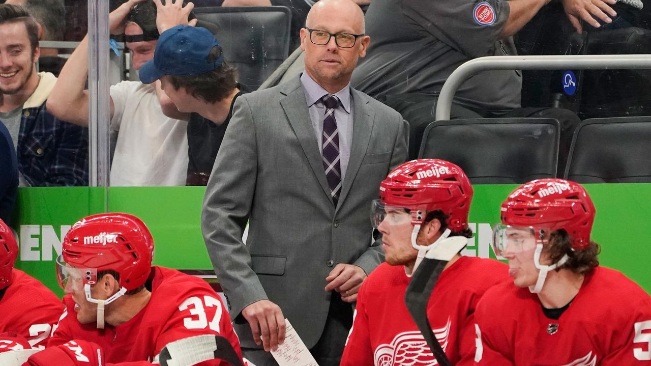 Chicago Blackhawks hire Jeff Blashill as head coach, hoping for a turnaround