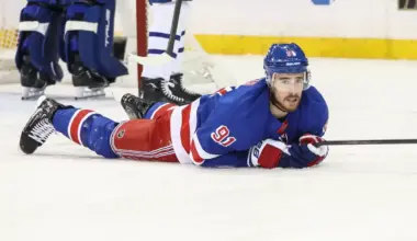 Reilly Smith stuns fans while revealing he feels better after being traded by the Rangers