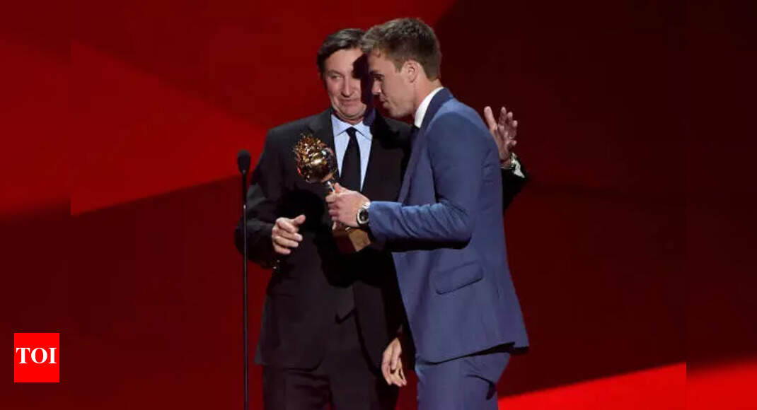 Connor McDavid makes NHL history with playoff stat that even ‘The Great One’ Wayne Gretzky couldn't match | NHL News