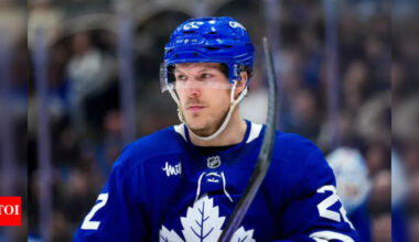 Without a first-round pick, can the Maple Leafs strike big in the 2025 NHL draft? | NHL News
