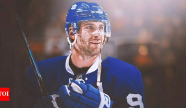 John Tavares won’t chase NHL free agency and expected to re-sign with Maple Leafs despite bigger offers waiting on the NHL open market | NHL News