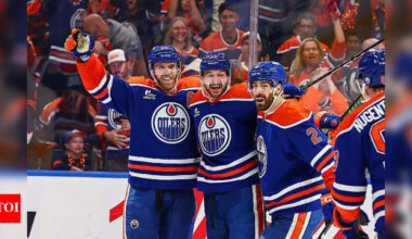 McDavid and Hyman lead Oilers past Stars | NHL News