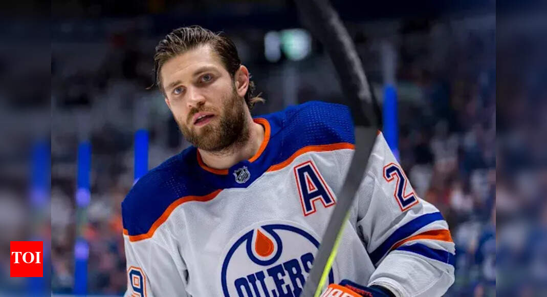 Leon Draisaitl turns heads ahead of Game 5 as Oilers seek fourth straight win while Zach Hyman remains injured | NHL News