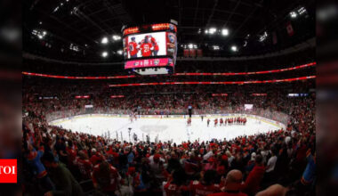 2025 Stanley Cup Playoffs Eastern Conference final preview: Panthers vs. Hurricanes Game 1 Odds, controversial picks and key player props | NHL News