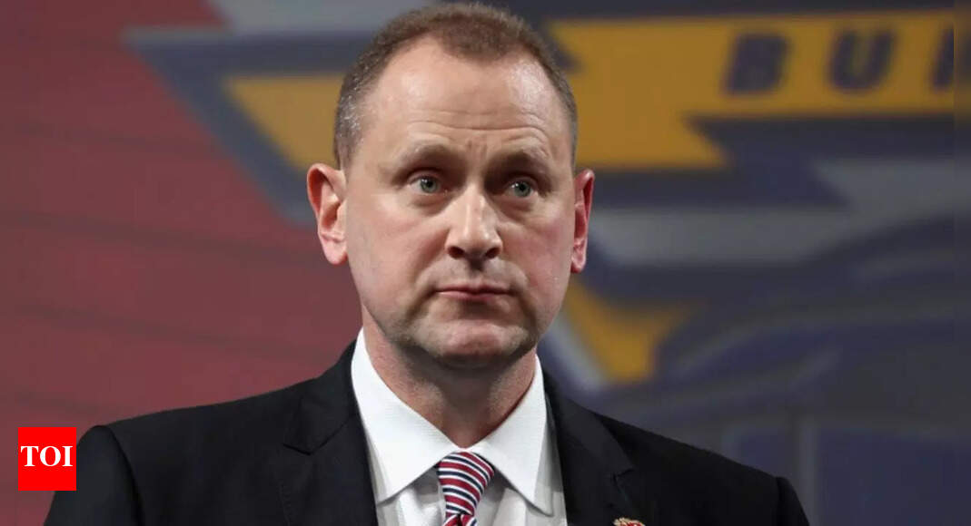 Brad Treliving hints major changes after Maple Leafs’ last playoff collapse | NHL News