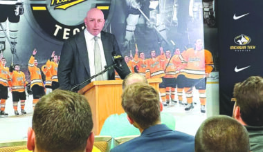 Michigan Tech introduces new hockey coach | News, Sports, Jobs