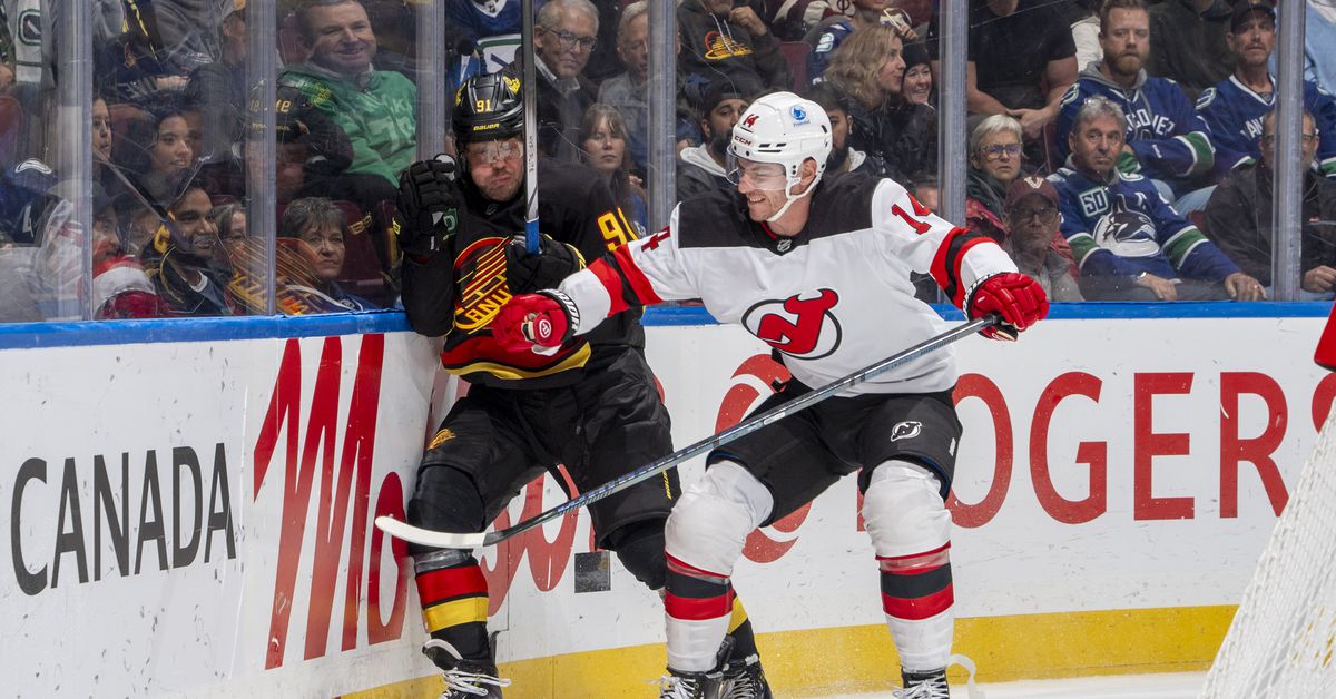 New Jersey Devils UFA Profiles: Nathan Bastian & Daniel Sprong