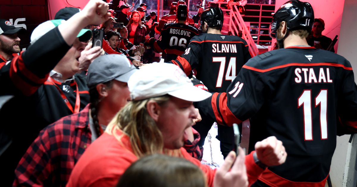 Panthers @ Hurricanes - Round 3, Game 1 - Preview and Game Thread