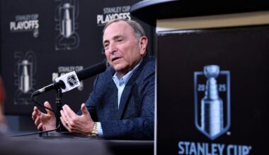 Bettman speaks glowingly of Jets franchise, says Winnipeg fans won't soon forget playoff heroics