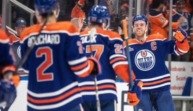 Can Sask. hockey fans put old rivalries aside to cheer for last Canadian team in playoffs?