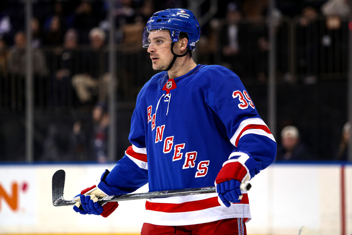 The New York Rangers display their true colours towards Sam Carrick following recent announcement