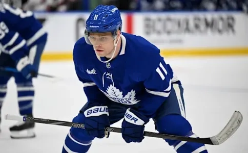 Max Domi of the Toronto Maple Leafs