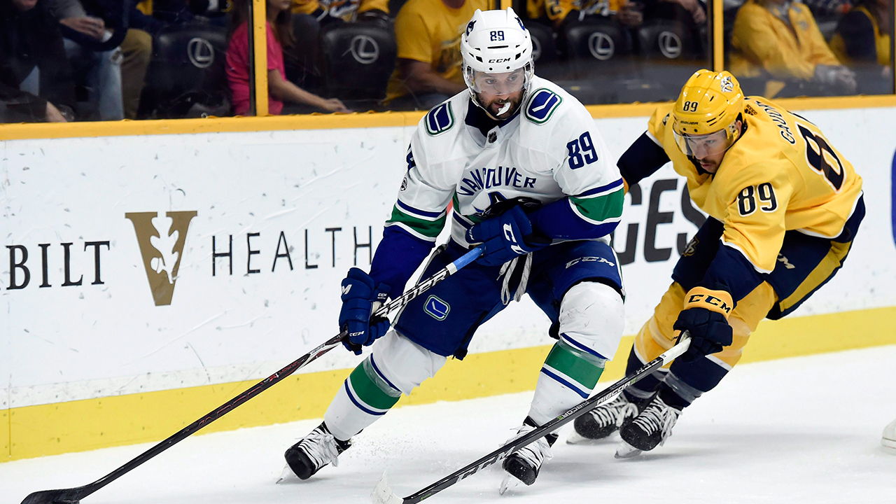 Former Canucks Fan Favorite Announces Life Changing News After Retiring from the NHL