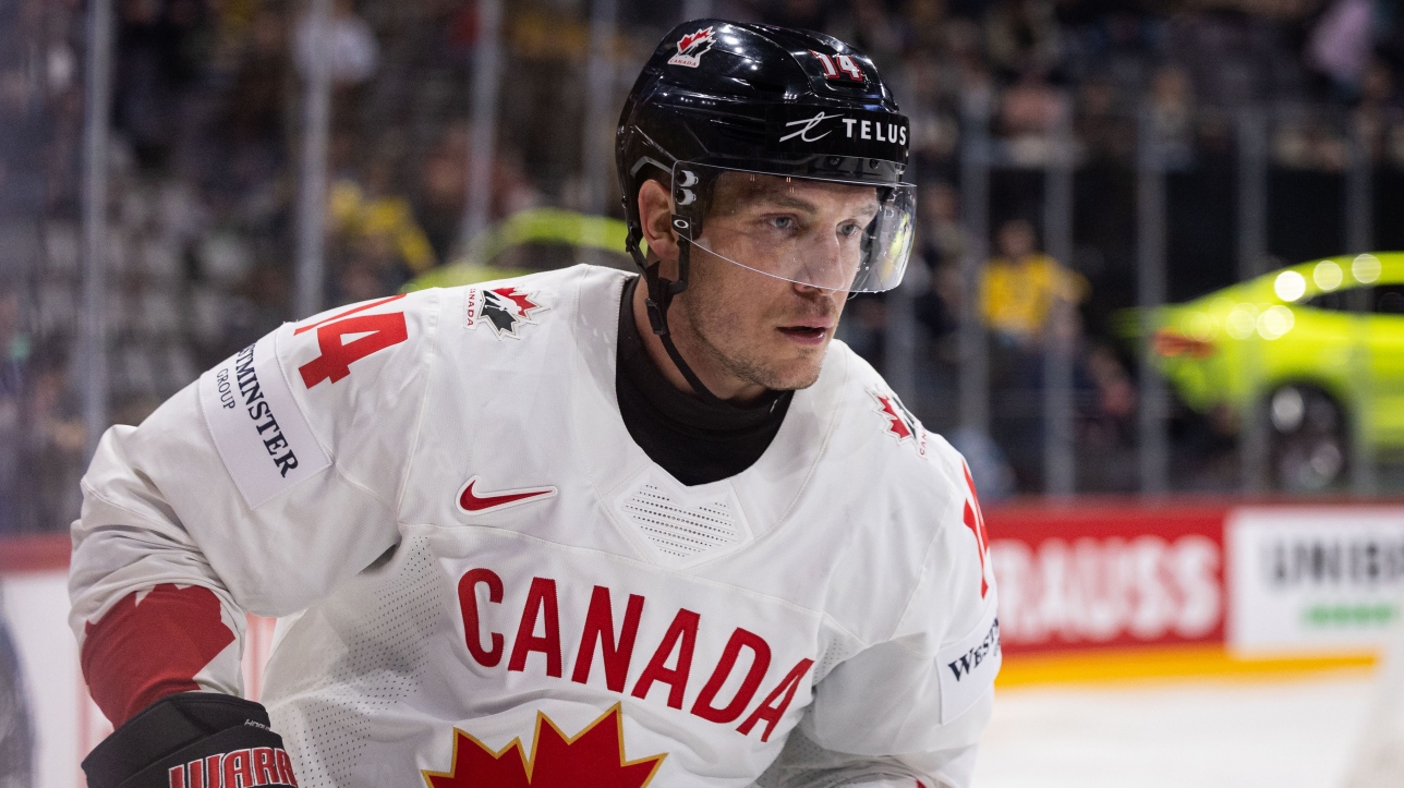 Former Canucks Captain & Top Offseason Target to Miss Significant Time Due To Injury