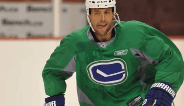 Ex-Canucks Fan Favorite Officially Named Head Coach of the Boston Bruins