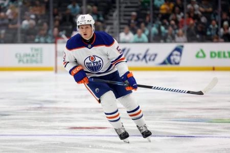 Jeff Skinner with the Edmonton Oilers. Jeff Skinner with the Edmonton Oilers.