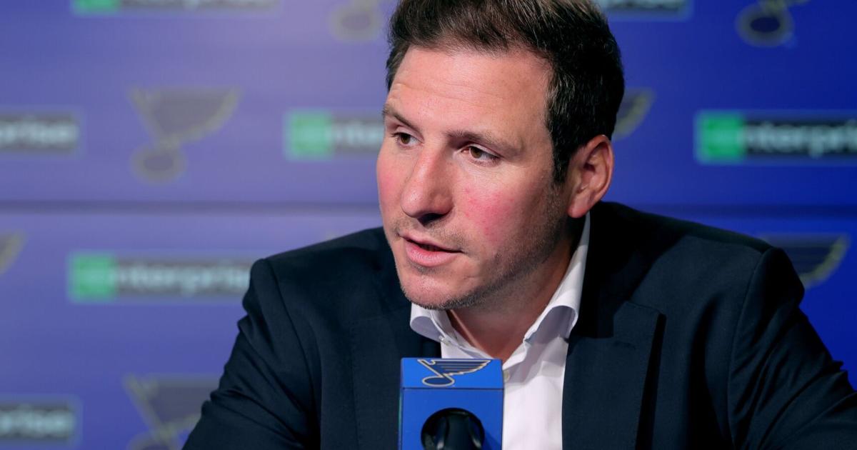 One year into apprenticeship, Alexander Steen 'eager' to learn more, prepare for Blues GM role