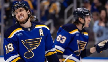 Thomas, Holloway, 'WTF Line' earn top marks among forwards