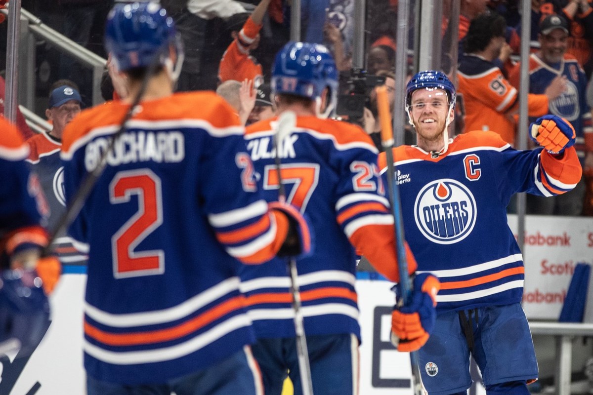 Edmonton Oilers lean into age, experience in NHL playoffs