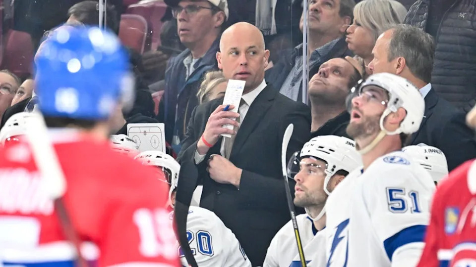 <div>MONTREAL, CANADA - APRIL 04: Assistant coach of the Tampa Bay Lightning Jeff Blashill handles the bench during the first period against the Montreal Canadiens at the Bell Centre on April 4, 2024 in Montreal, Quebec, Canada. The Tampa Bay Lightning defeated the Montreal Canadiens 7-4. (Photo by Minas Panagiotakis/Getty Images)</div>