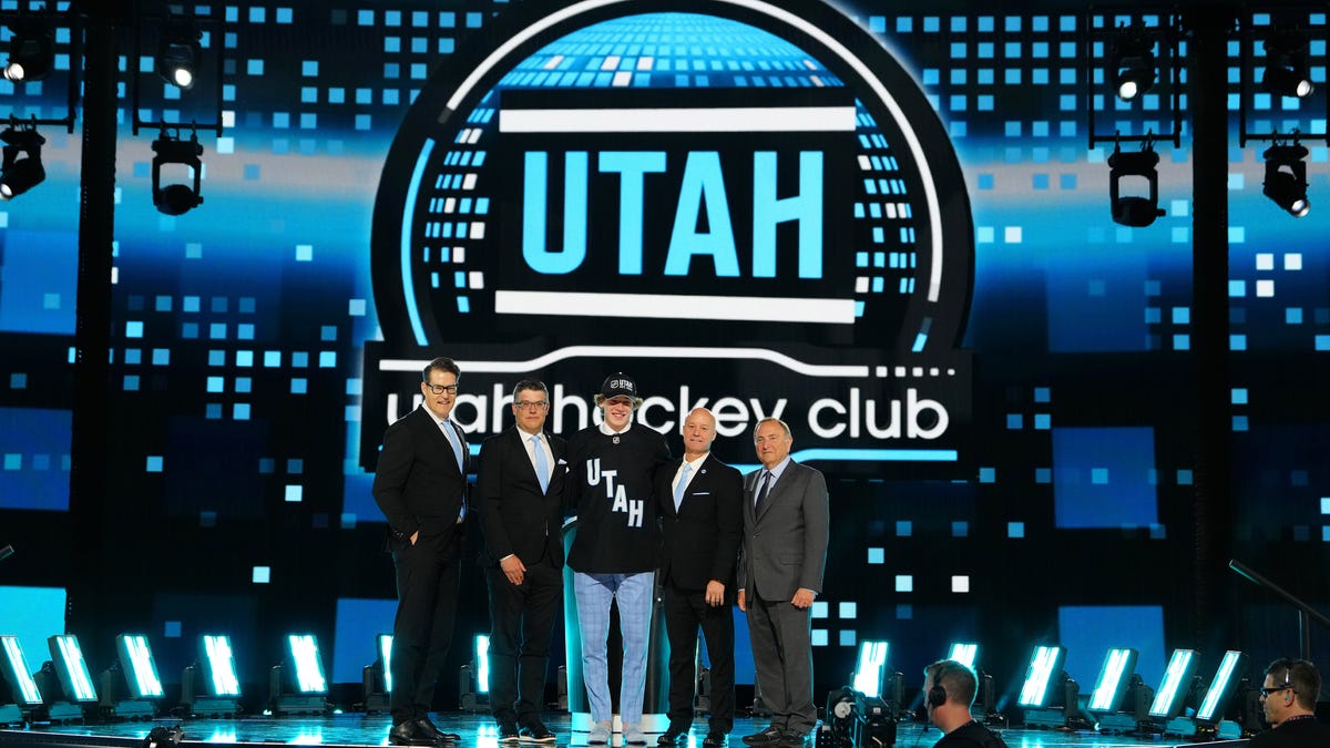 Utah Hockey Club unveils Mammoth name, logo for NHL team