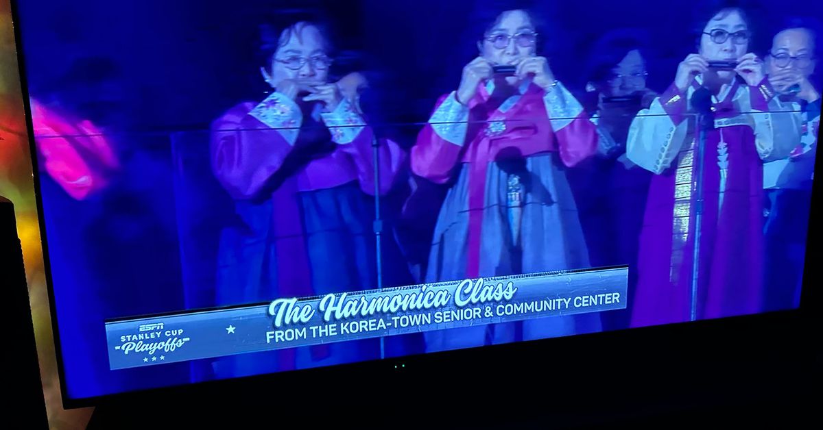 Nothing can prepare you for the LA Kings harmonica national anthem