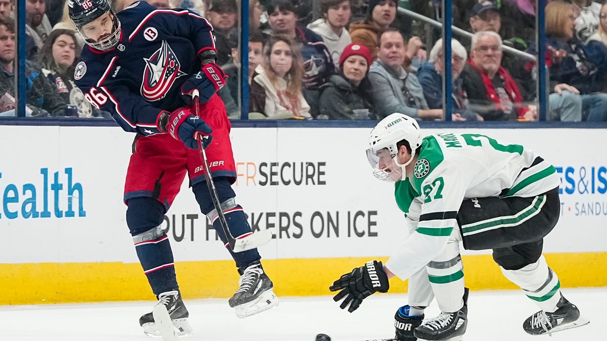 Columbus Blue Jackets beat Dallas Stars to climb into wild card spot