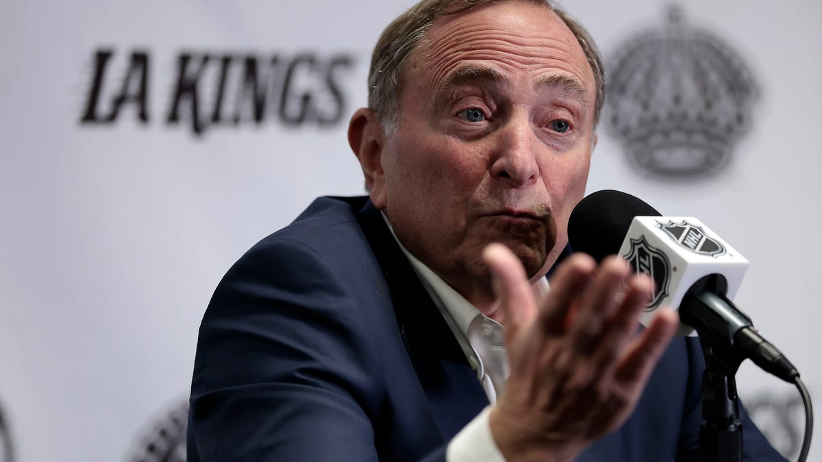 The live 2025 NHL Draft Lottery was an absolutely confusing disaster