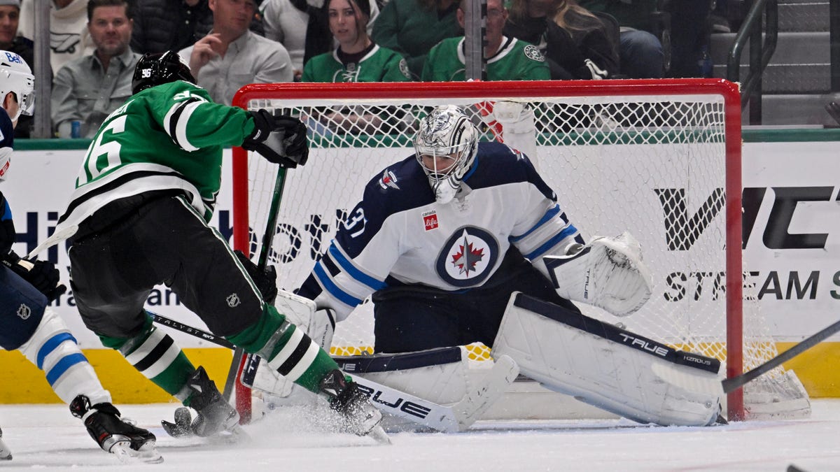 Stars at Jets odds, picks and predictions