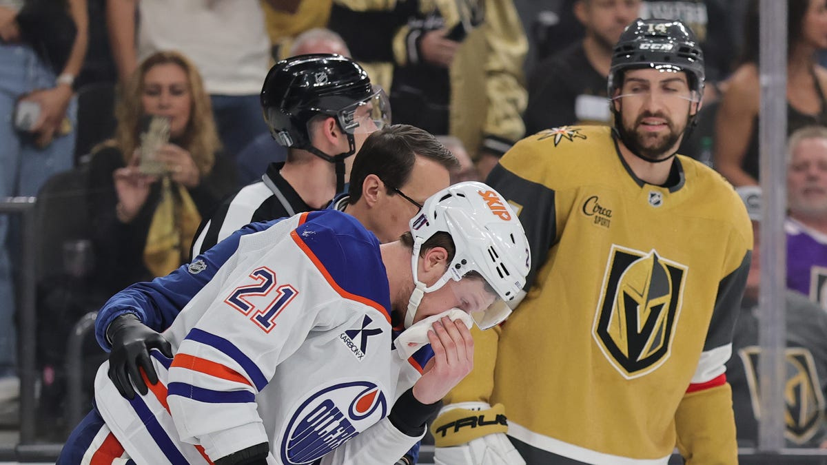 Nicolas Roy cross-check on Trent Frederic leads to suspension hearing