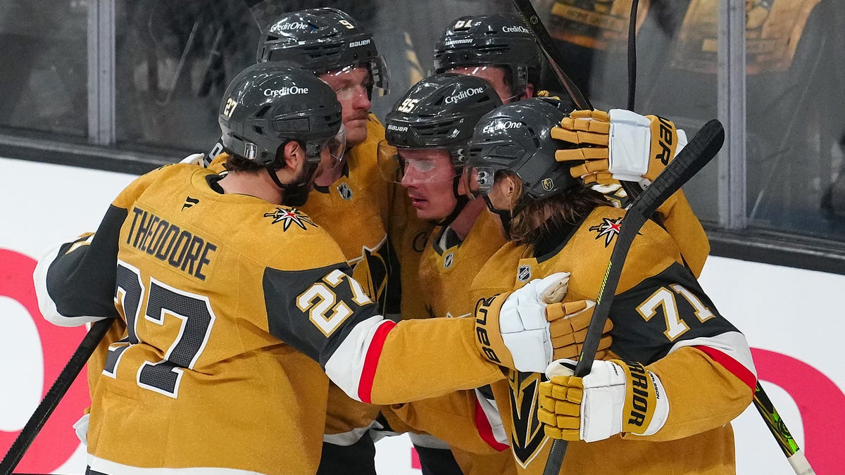 Golden Knights at Oilers odds, picks and predictions