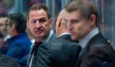 Vancouver Canucks name Adam Foote head coach
