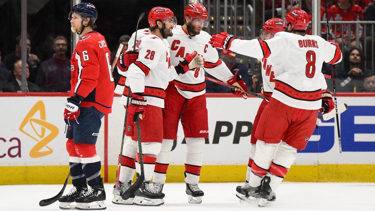 Hurricanes advance to East final; Kings keep coach Hillier