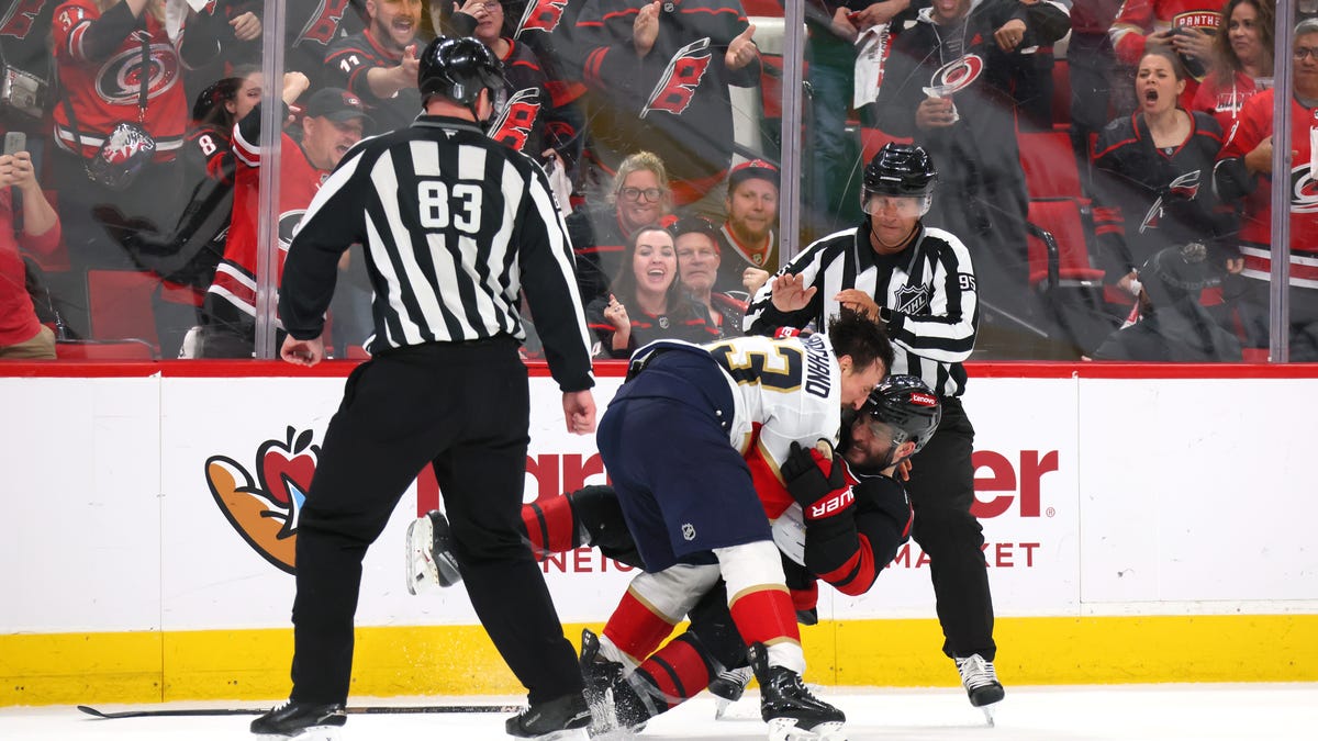 Brad Marchand ejected from Panthers vs Hurricanes Game 1