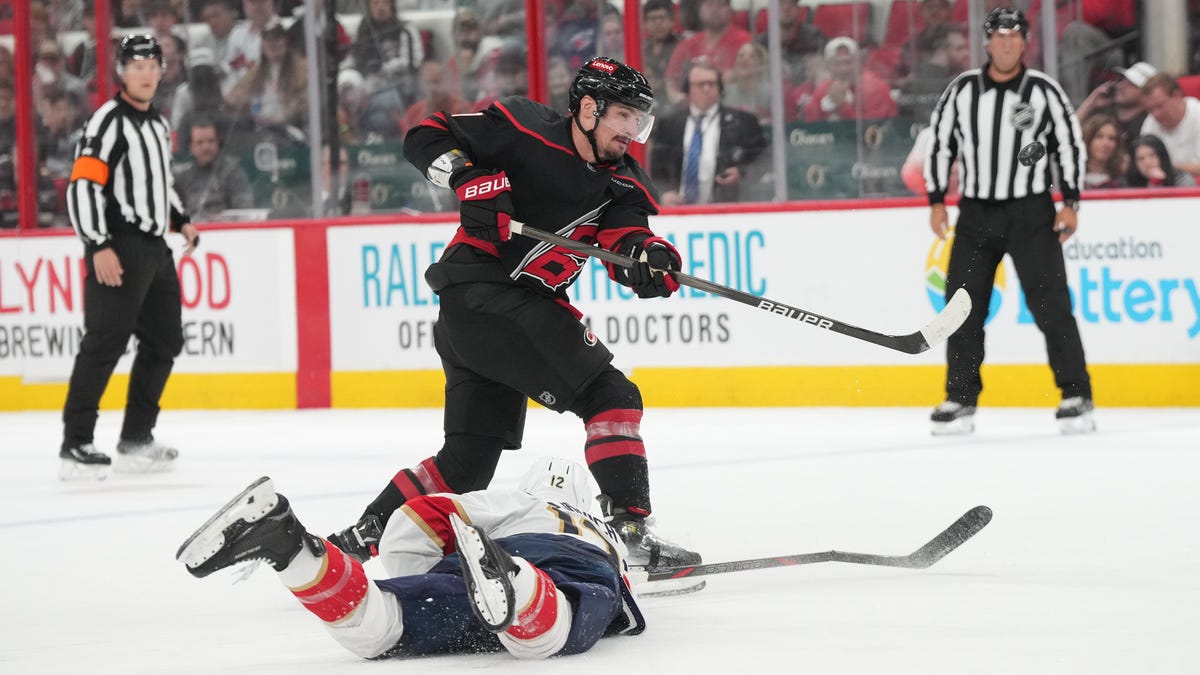 Panthers at Hurricanes odds, picks and predictions