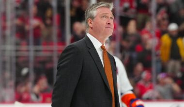 Patrick Roy remains Islanders coach, GM Mathieu Darche says