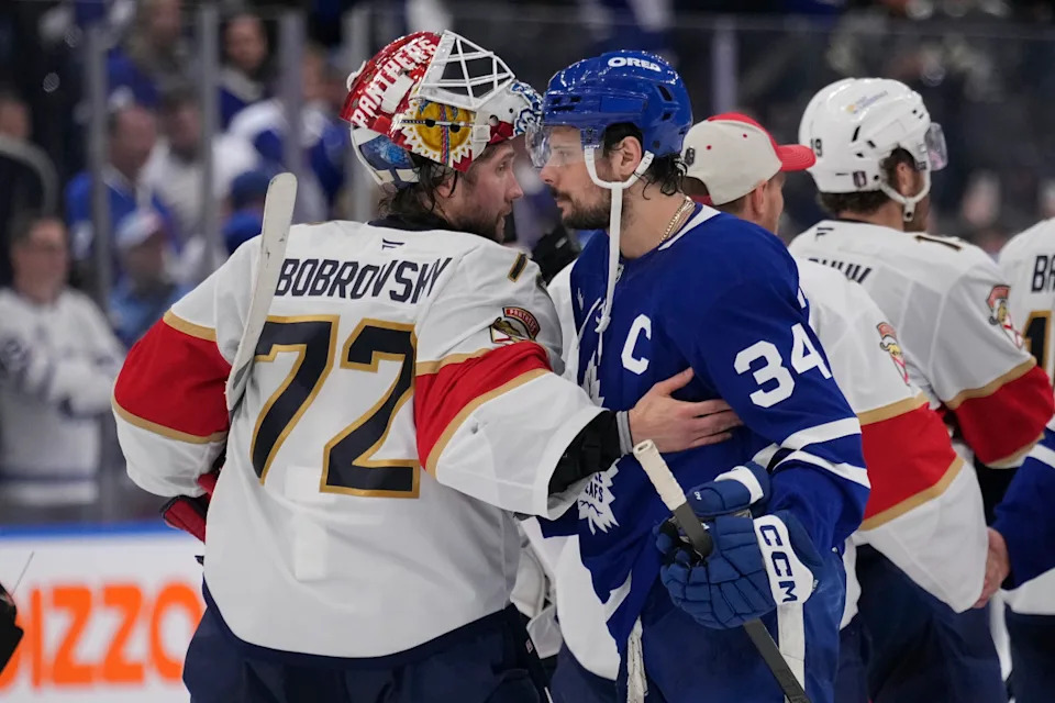 Toronto Maple Leafs forward Auston Matthews (34) and Florida Panthers goaltender Sergei Bobrovsky (72) shake handsat Scotiabank Arena.John E&period; Sokolowski-Imagn Images