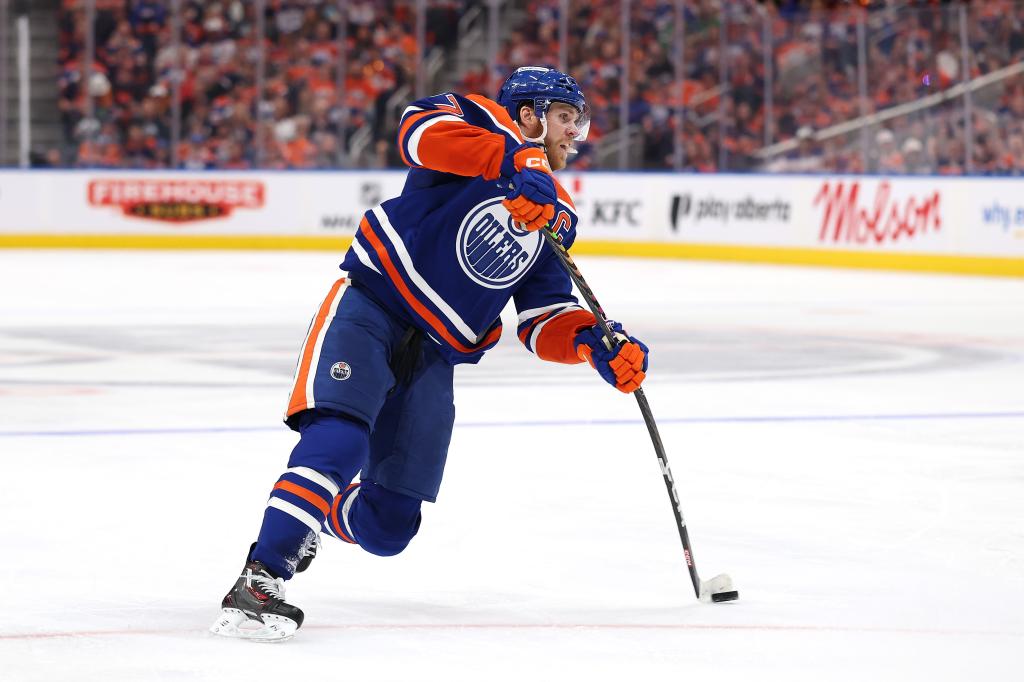 Connor McDavid free agency scenarios that hang over Oilers' Stanley Cup run