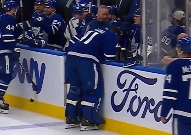 Stolarz skated to the sideline and threw up after taking a puck to the face and being elbowed