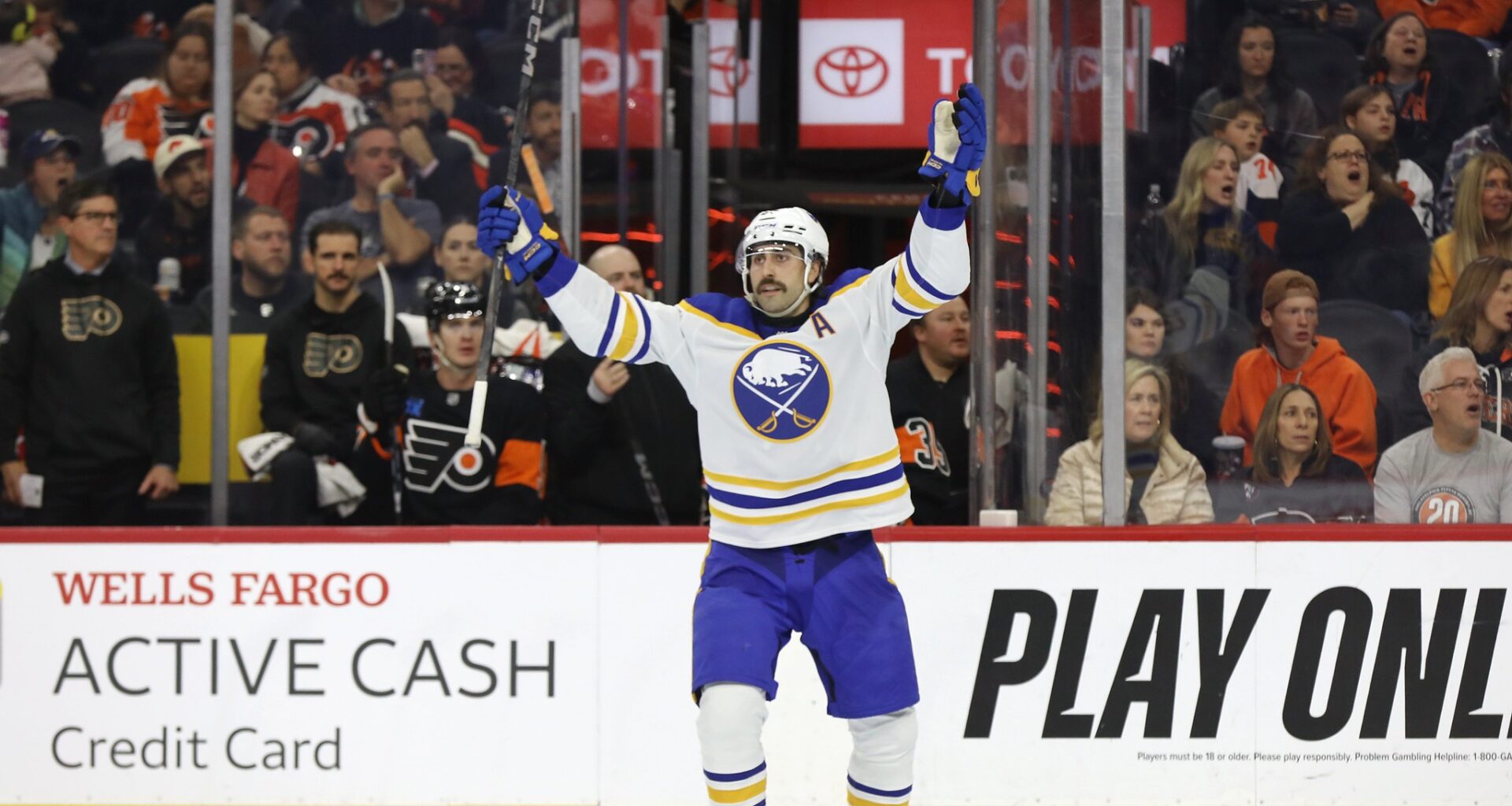 Alex Tuch Buffalo Sabres