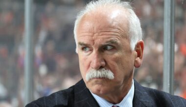 The Anaheim Ducks have hired 3-time Stanley Cup champion Joel Quenneville as head coach. Quenneville returns to the league after a 3-year ban.