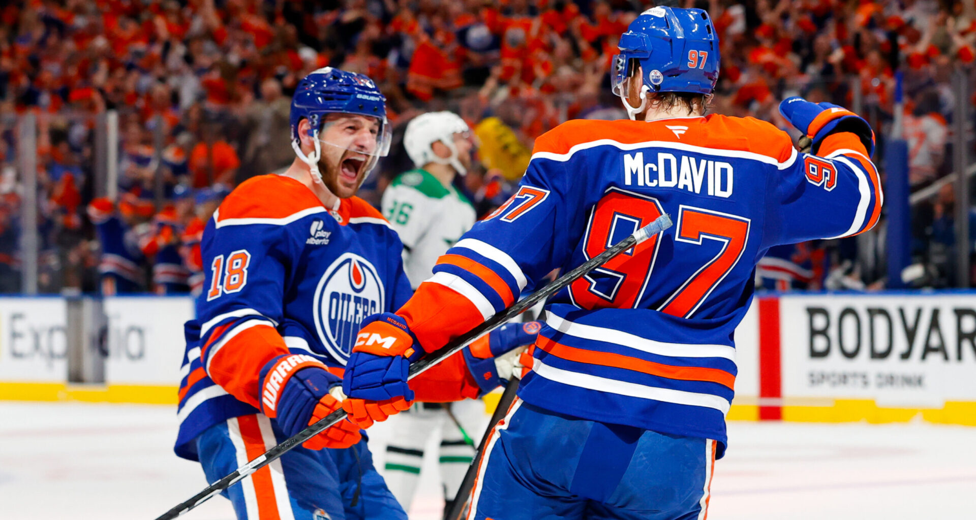 Oilers Dominate Stars in 6-1 Win, Take a 2-1 Series Lead - The Hockey Writers - Edmonton Oilers