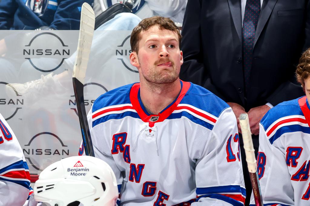 What Alexis Lafrenière's struggles mean for Rangers trade window