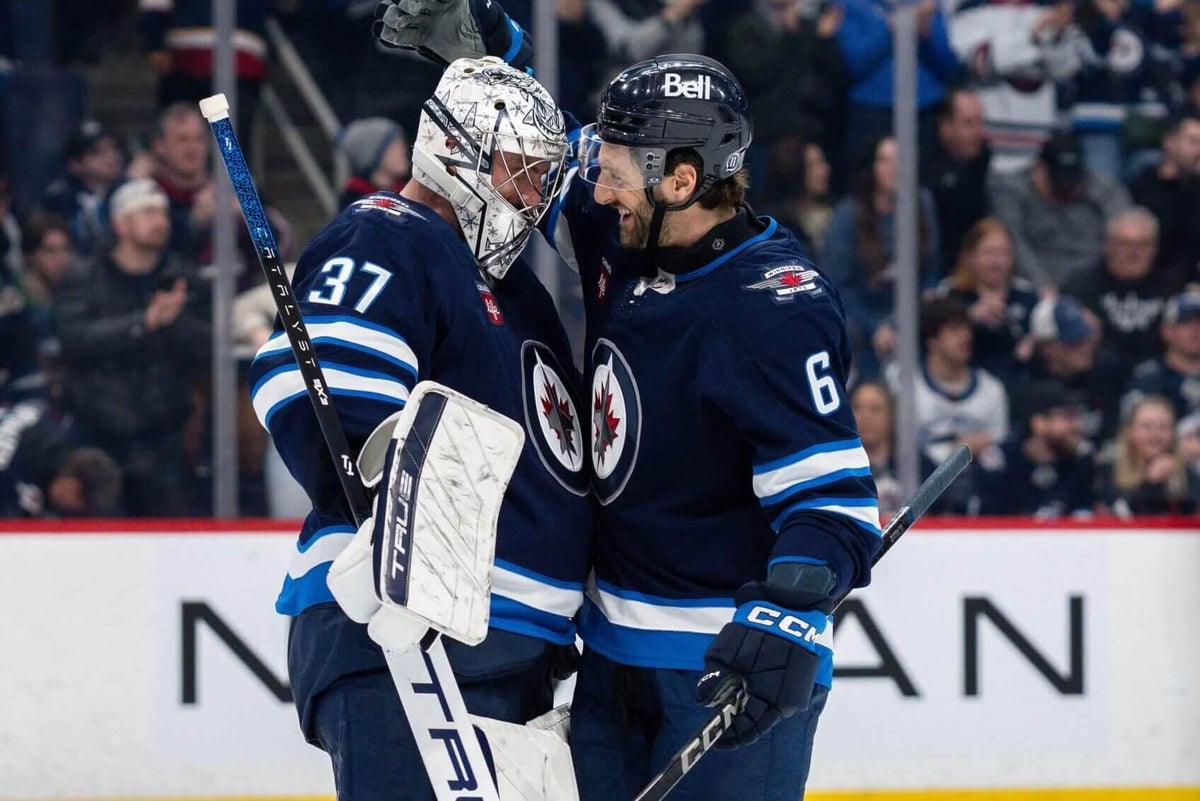 NHL playoffs picks, odds, how to watch info for Blues at Jets, Stars at Avalanche on Saturday