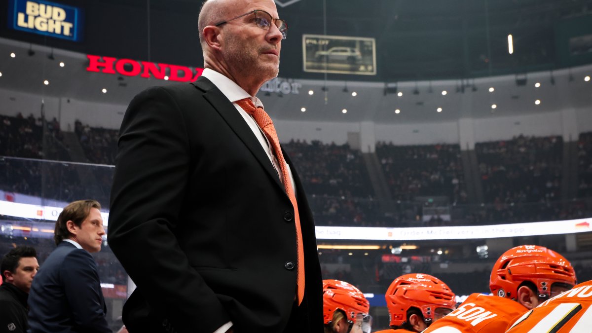 Anaheim Ducks fire coach Greg Cronin after 2 seasons – NBC Los Angeles